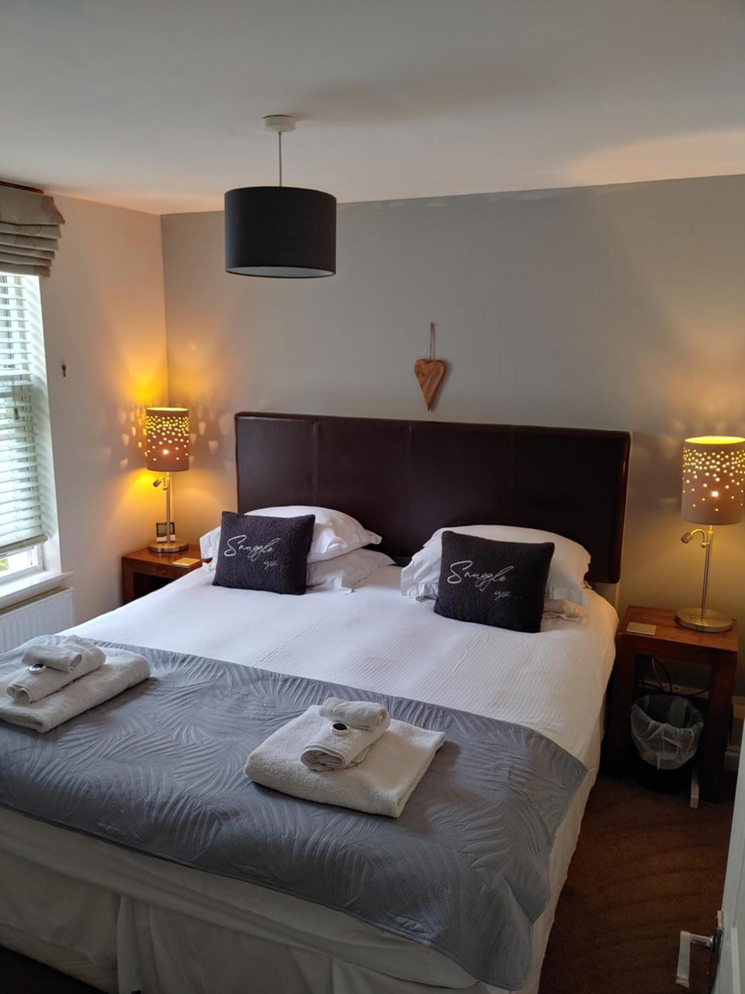 The Bath House Apartments - Free 1St Breakfast - Free Parking Quarto foto
