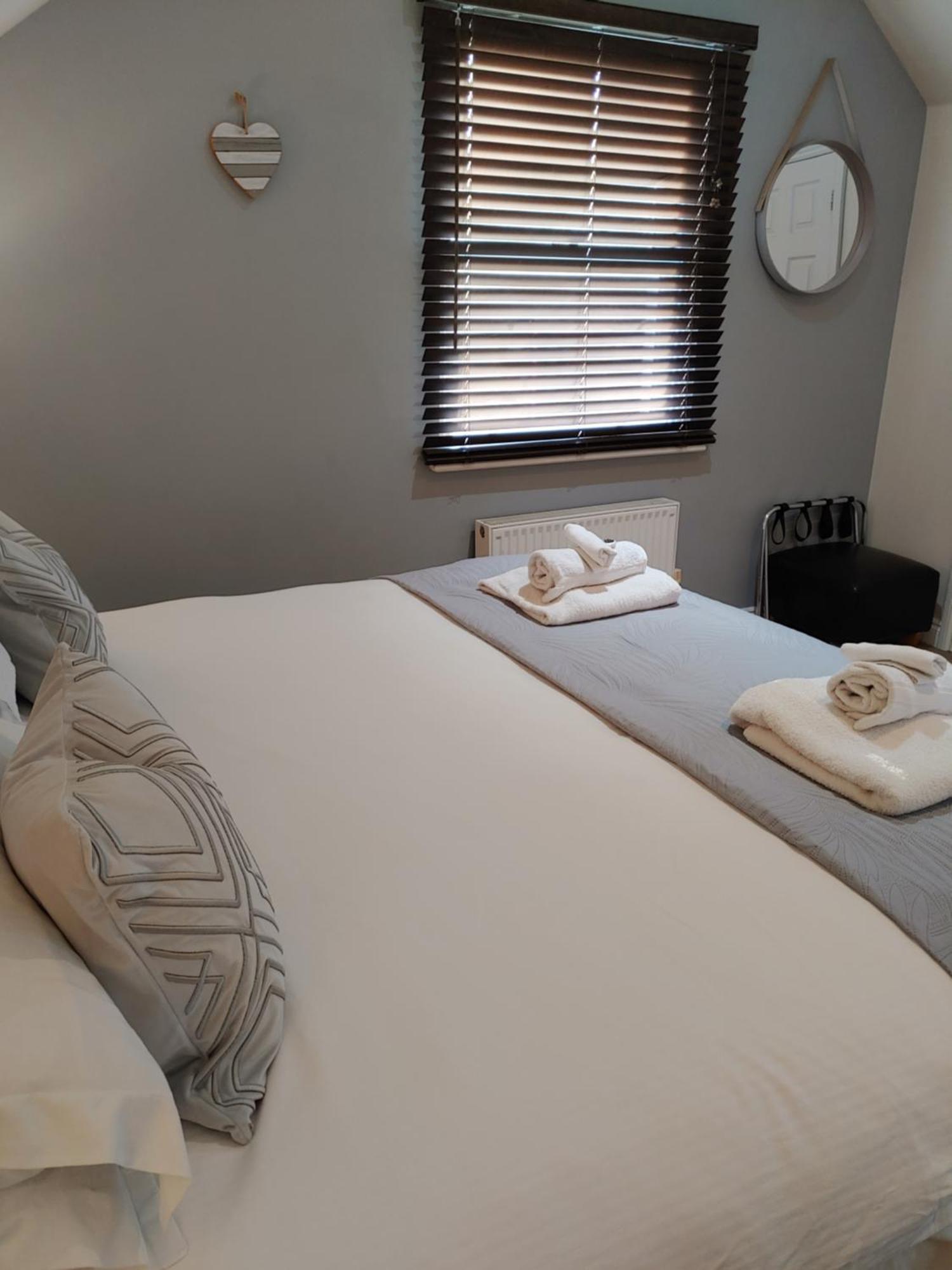 The Bath House Apartments - Free 1St Breakfast - Free Parking Exterior foto